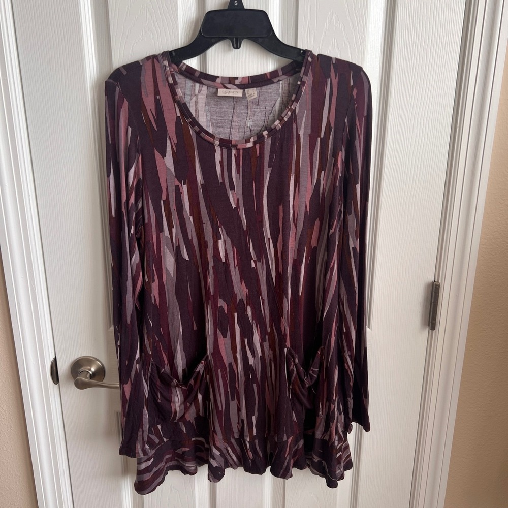 LOGO Lori Goldstein‎ Purple Abstract Print Tunic Top Pockets Long Sleeve M